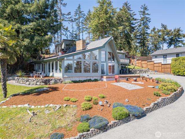 382 Discovery Way
