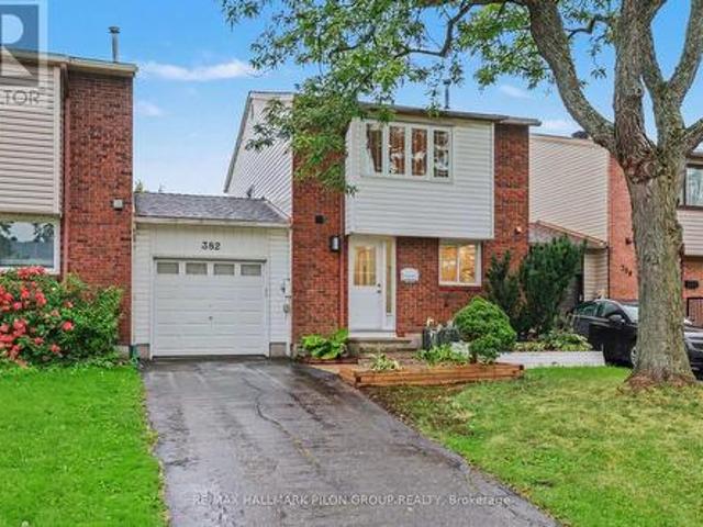 382 Duval Lane, Ottawa, ON, K1E 2K2 house for sale | Listing ID X13770 | Royal LePage