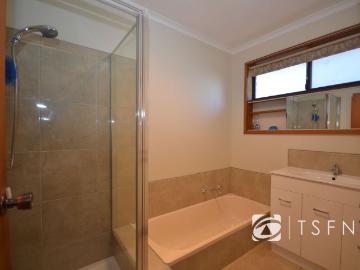 3/82 High St, Kangaroo Flat