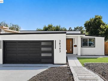 38343 Canyon Heights Dr