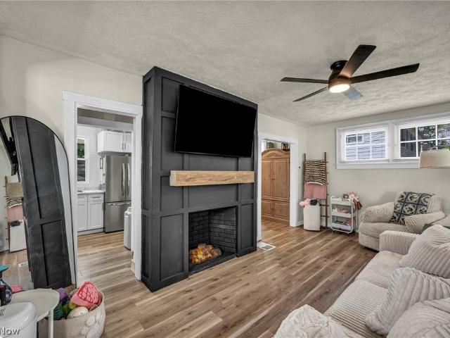 38358 Poplar Drive