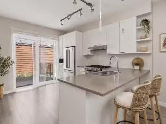 38359 Eaglewind Boulevard, Squamish, BC, V8B 0V9 townhouse f.