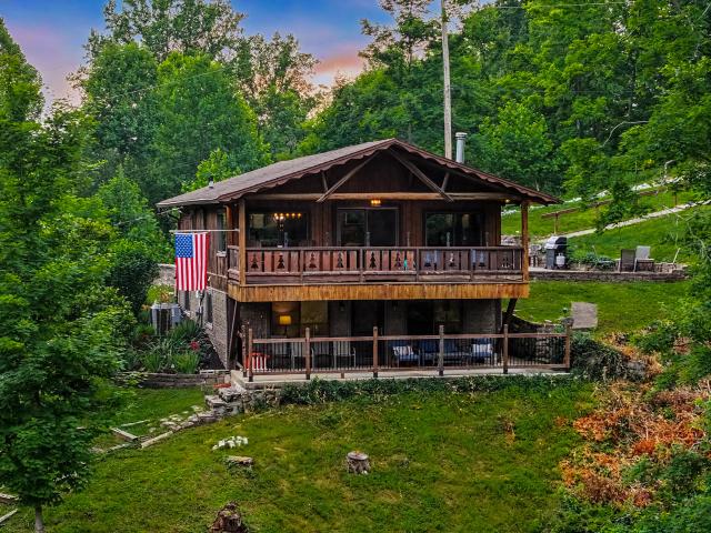 3835 Pine Hill Road