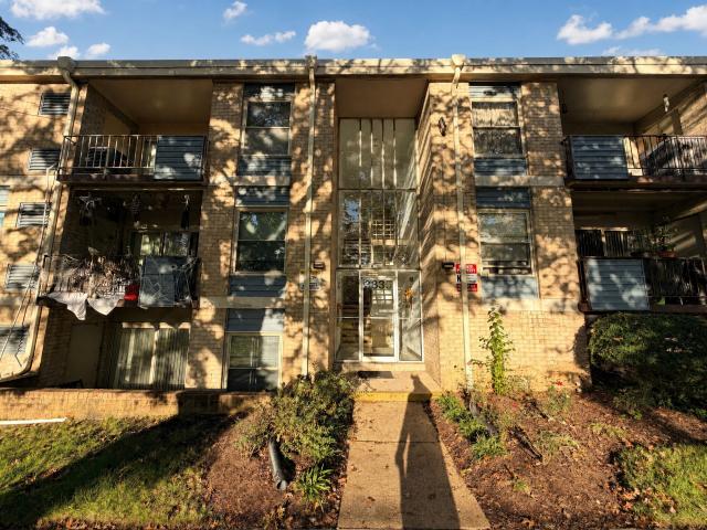 3835 Saint Barnabas Rd, 2 beds, 1 full bath