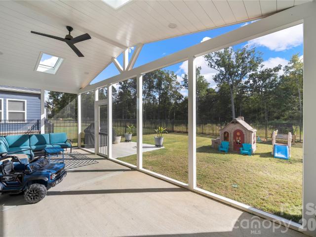 3838 Pee Dee Street