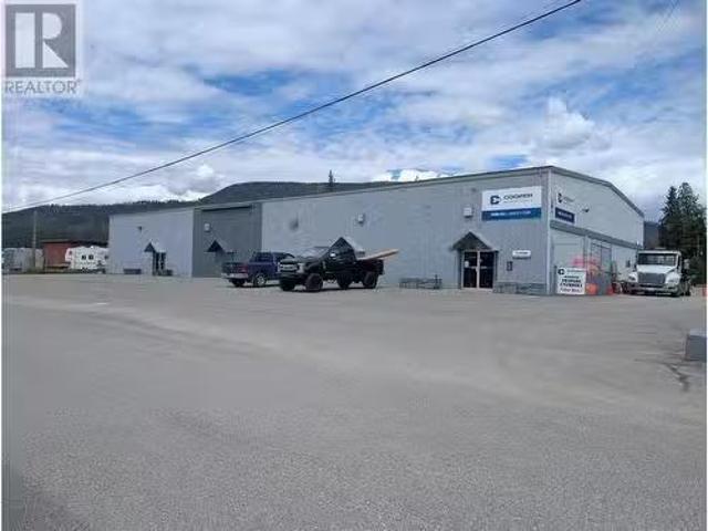3838 Squilax Anglemont Road, Scotch Creek, BC, V0E 1M5 comme.