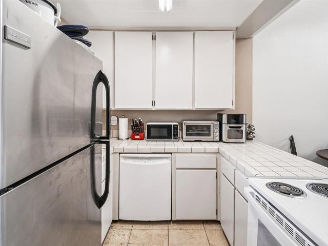 3839 Vineyard Ave 45