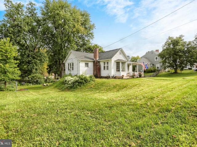 3830 Cloverfield Road