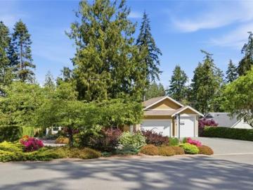 3831 Creekside Dr, Bowser, BC, V0R 1G0 house for sale | Listing ID 1037 | Royal LePage