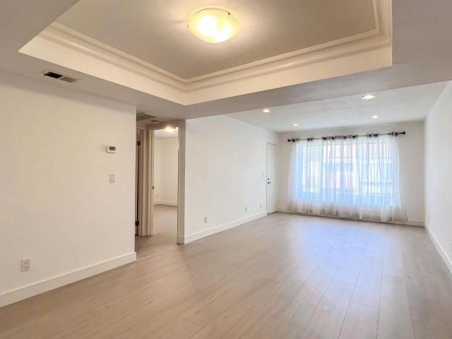 3833 Milton Ter
