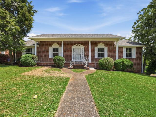 3833 Pin Oak Terrace