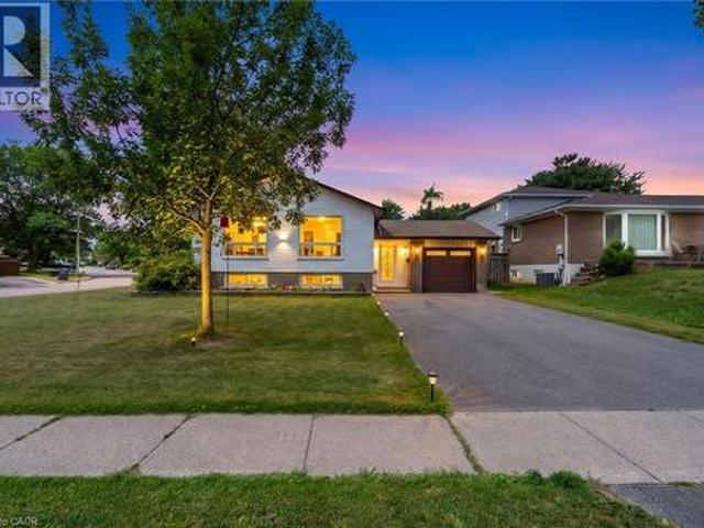 383 Bartley Bull Parkway, Brampton, ON, L6W 2M1 house for sale | Listing ID 40861 | Royal LePage