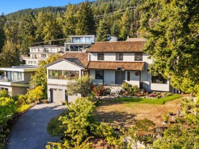 3845 Southridge Avenue, West Vancouver, BC, V7V 3H9 house for sale | Listing ID R3163 | Royal LePage