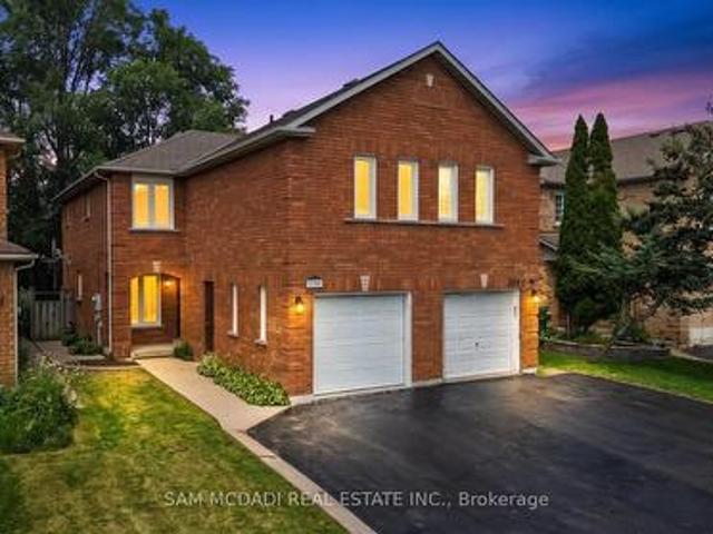 3847 Densbury Drive, Mississauga, ON, L5N 6Z3 house for sale | Listing ID W13831 | Royal LePage