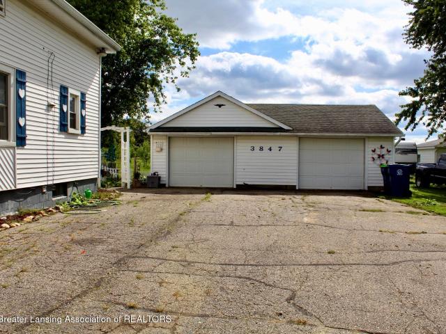 3847 Peet Road