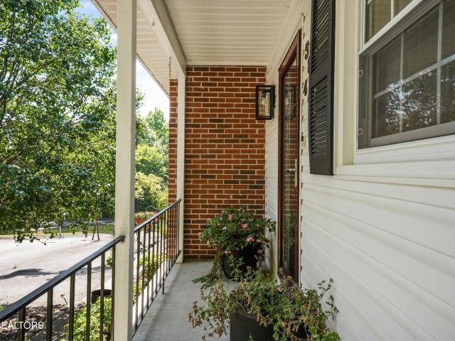 3847 Tambark Drive