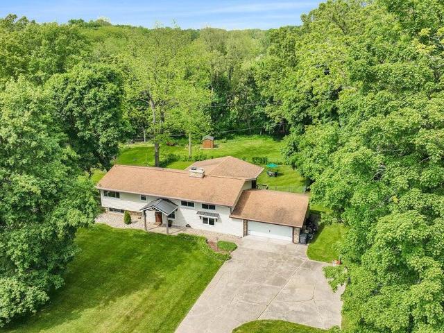 3840 E Gull Lake Drive