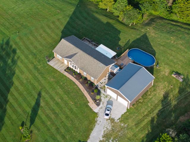 3842 Hogg Ridge Road