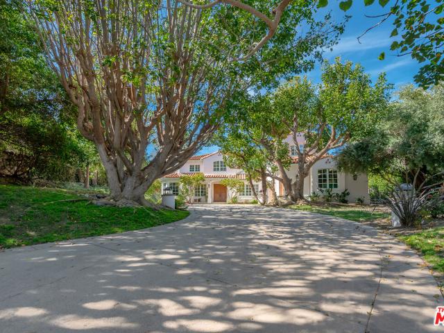3843 Rock Hampton Dr, Tarzana, CA 91356 | MLS #26666