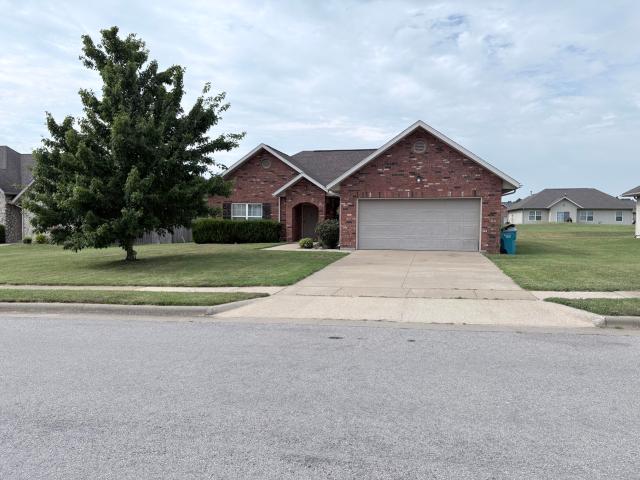 3843 W Cloverleaf Terrace