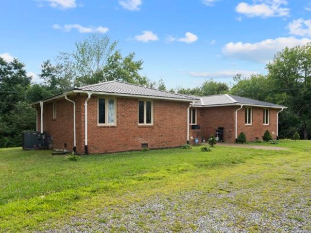 384 Columbia Ave