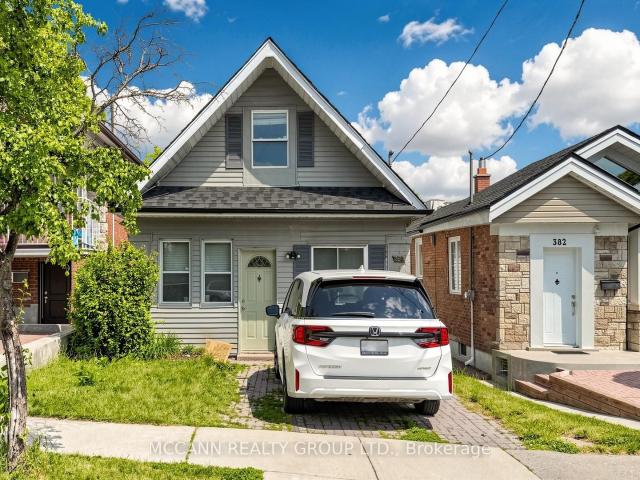 384 Whitmore Avenue in Toronto: Briar Hill Belgravia House for lease Toronto W04: MLS®# W13445150