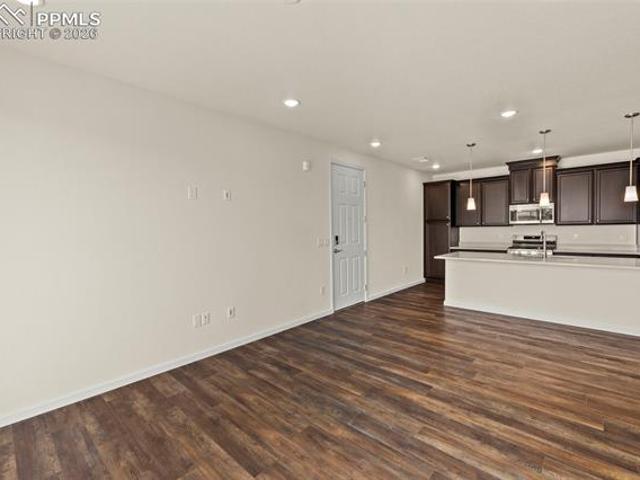 3855 Presidio Point