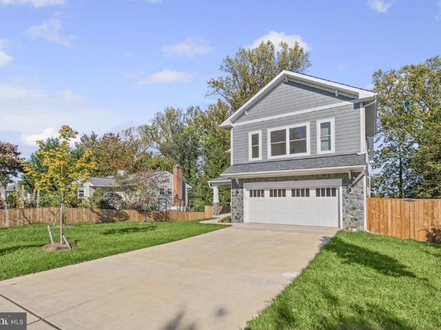 3857 Pinewood Terrace