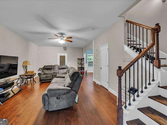 3858 Fortson Lane