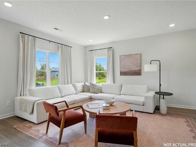 3858 Leasure Farms Drive