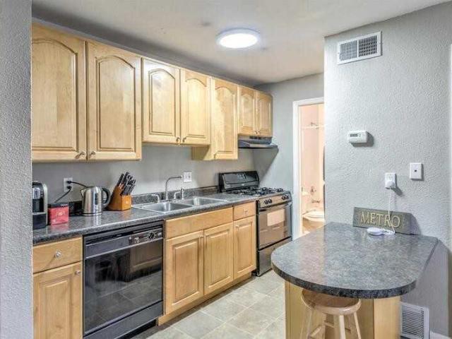 3850 Park Avenue 1 Bedroom Apartment for Rent at 3850 Park Ave, St. Louis, MO 63110 Tiffany