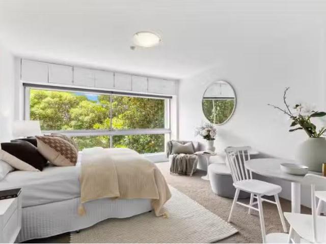 38/50 Roslyn Gardens, Elizabeth Bay Apartment for rent Listed.