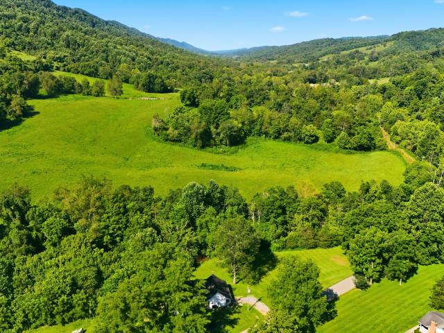 3851 Middle Wallens Creek Road