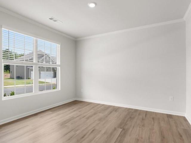 385 Grandview Drive