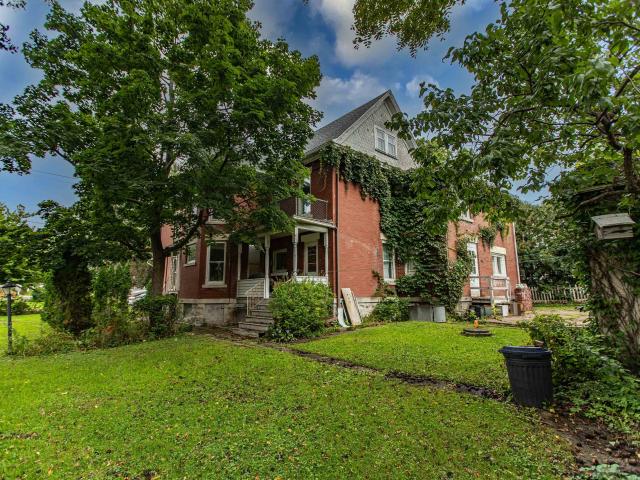 385 N 2nd Street