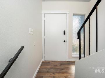 385 S 5th East