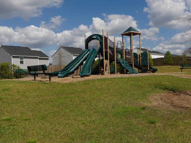 385 Saskatoon Drive