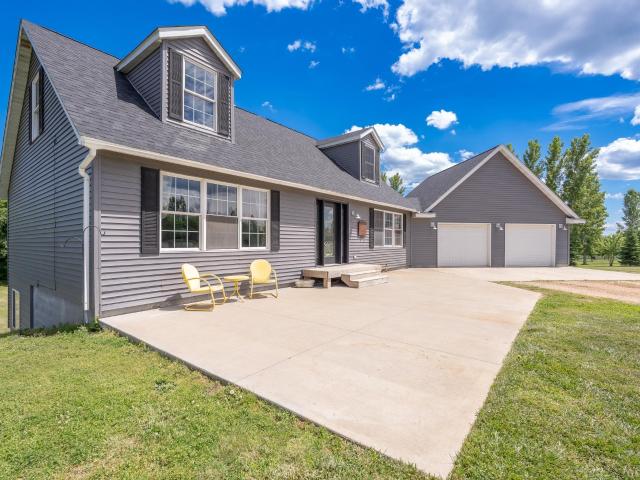38653 Woodview Circle