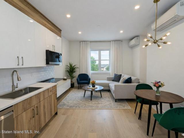 3865 Amboy Road, Unit 2B