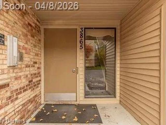 3865 Lone Pine Road # 201