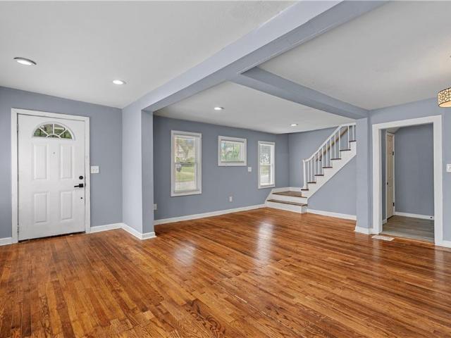 3868 E 59th Street