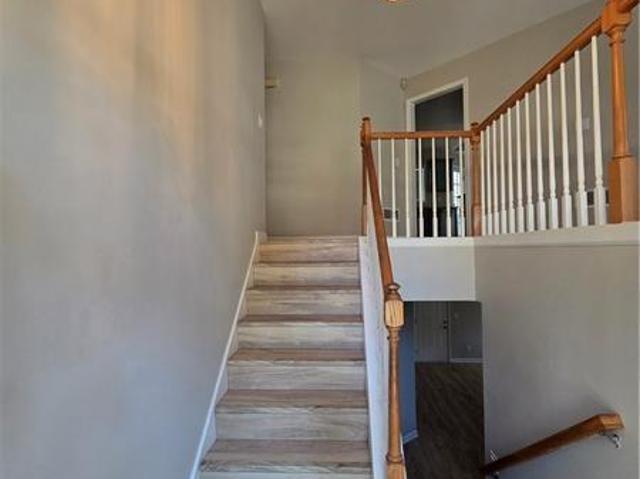 3860 Brookview Point