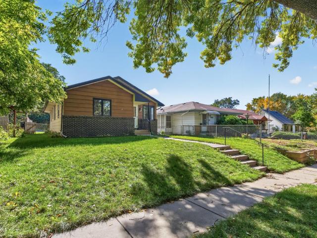 3861 Polk Street NE
