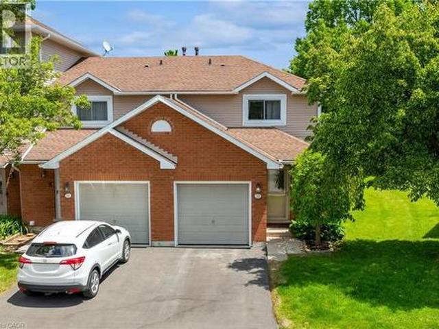 386 Highland Road W Unit# 32, Stoney Creek, ON, L8J 3P9 townhouse for sale | Listing ID 40847 | Royal LePage