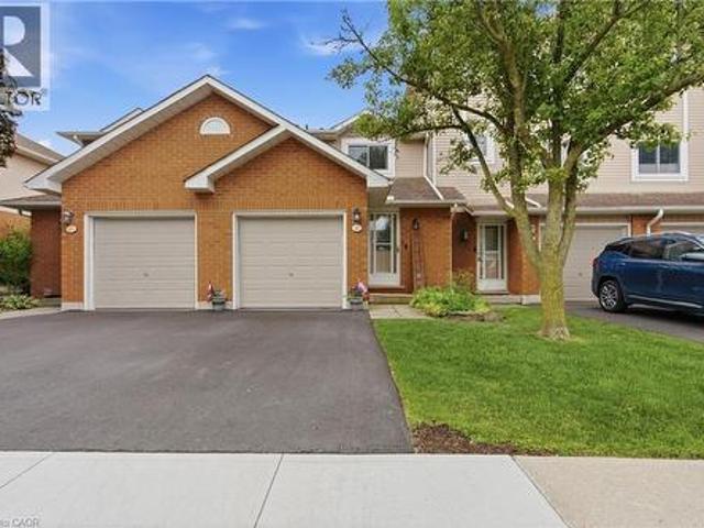 386 Highland Road W Unit# 46, Stoney Creek, ON, L8J 3P9 townhouse for sale | Listing ID 40858 | Royal LePage