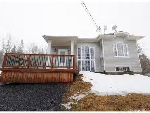 386 Martin St, Sainte Anne De Madawaska, NB, E7E 1R1 house f.
