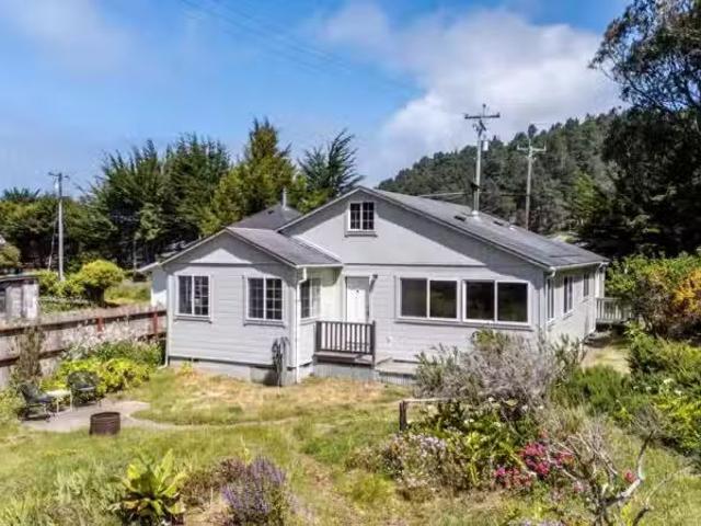 3875 ALBION LITTLE RIVER RD, ALBION, CA 95410