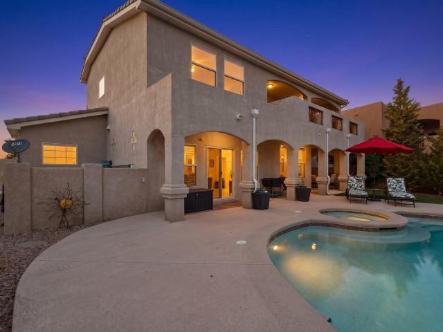 3872 Bay Hill Loop SE