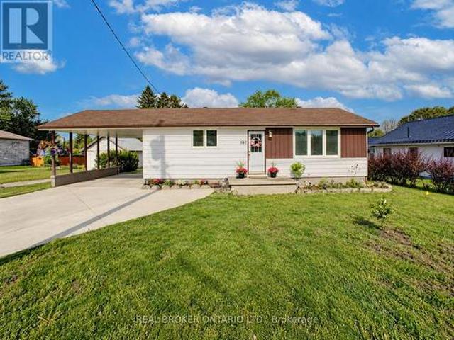 387 Countess Street S, West Grey, ON, N0G 1R0 house for lease | Listing ID X13837 | Royal LePage
