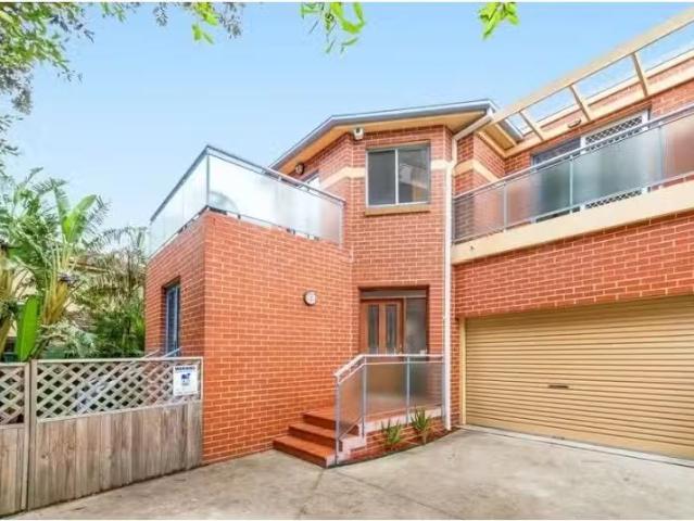 3/87 Gale Road, Maroubra Townhouse for rent Listed by Chris.